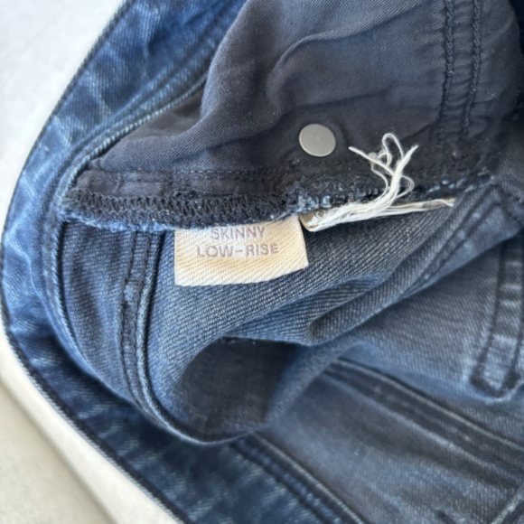 Burberry Brit Dark Wash Low Rise Skinny Jeans - Picture 10 of 12